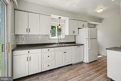 30 Helen Street, Coatesville, PA 19320 - Photo 10