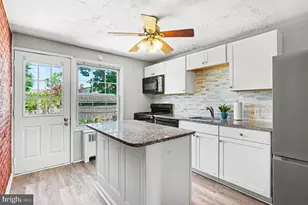 909 Woodlawn Ave, Phoenixville, PA 19460 - Photo 10