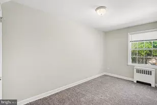 909 Woodlawn Ave, Phoenixville, PA 19460 - Photo 16