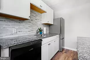 909 Woodlawn Ave, Phoenixville, PA 19460 - Photo 12