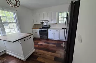 200 Marshall St, Kennett Square, PA 19348 - Photo 4