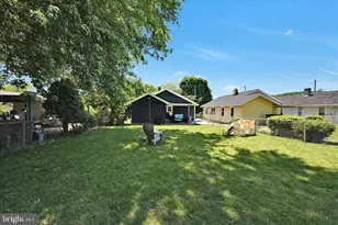 705 Charles St, Coatesville, PA 19320 - Photo 30