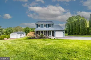 114 Arianna Ln, Coatesville, PA 19320 - Photo 2