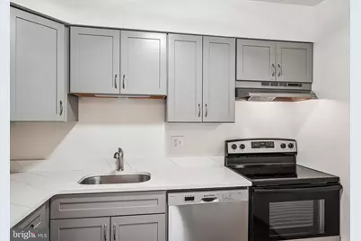 605 W Market Street #35, West Chester, PA 19382 - Photo 8