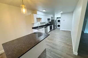 400 Campbell Cir, Downingtown, PA 19335 - Photo 2