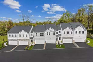 1 Four Leaf Dr, Downingtown, PA 19335 - Photo 2