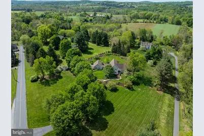 623 W Seven Stars Road, Phoenixville, PA 19460 - Photo 2