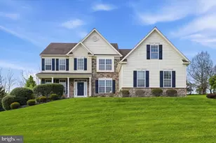 13 Rico Circle, Downingtown, PA 19335 - Photo 2