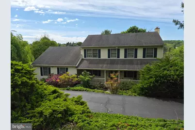 100 Noble Drive, Downingtown, PA 19335 - Photo 2