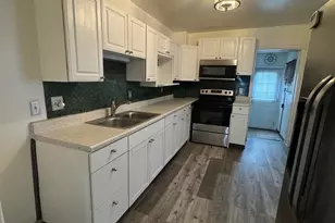 322 Charles St, Coatesville, PA 19320 - Photo 4