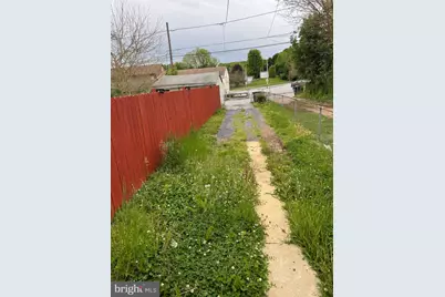 322 Charles Street, Coatesville, PA 19320 - Photo 12