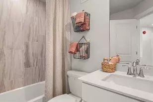 727 Peony Ln, Spring City, PA 19475 - Photo 18