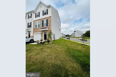 902 Magnolia Lane, Spring City, PA 19475 - Photo 2