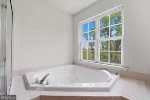 403 Millwood Ln, Coatesville, PA 19320 - Photo 28