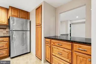 513 Old Forge Crossing, Devon, PA 19333 - Photo 6