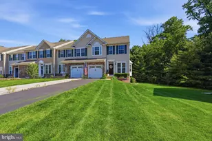 229 Tall Trees Cir, Downingtown, PA 19335 - Photo 2