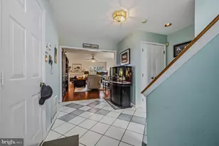 405 W Village Ln, Chadds Ford, PA 19317 - Photo 4