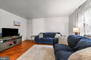 438 W 1st Ave, Parkesburg, PA 19365 - Photo 6
