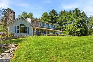 124 Ridgewood Cir, Downingtown, PA 19335 - Photo 4