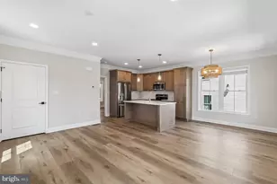 21 Christman St, Phoenixville, PA 19460 - Photo 4