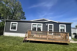 221 Jamie Ln, Sadsburyville, PA 19369 - Photo 2