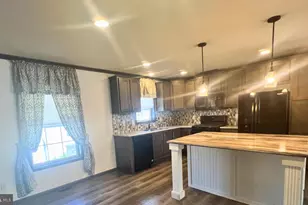 221 Jamie Ln, Sadsburyville, PA 19369 - Photo 4