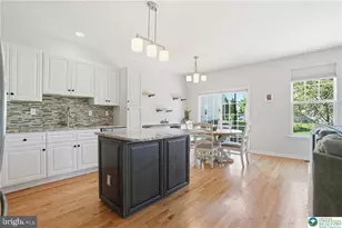 321 E 3rd St, Avondale, PA 19311 - Photo 12