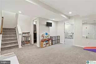 321 E 3rd St, Avondale, PA 19311 - Photo 48
