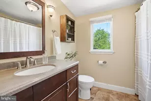60 Roberts Cir, Pottstown, PA 19465 - Photo 22