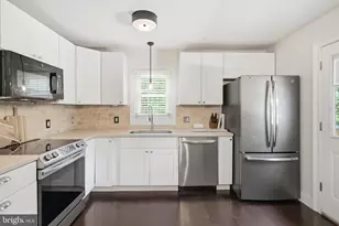 60 Roberts Cir, Pottstown, PA 19465 - Photo 10