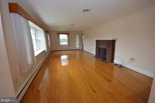 15 E Locust St, Oxford, PA 19363 - Photo 4