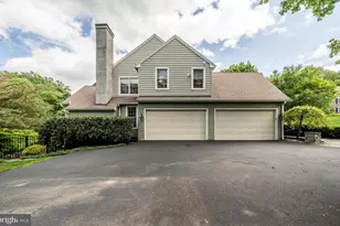 923 Shenandoah Ln, West Chester, PA 19380 - Photo 2
