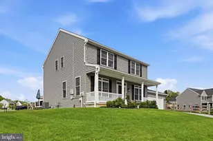 733 Risinghurst Ln, Oxford, PA 19363 - Photo 2