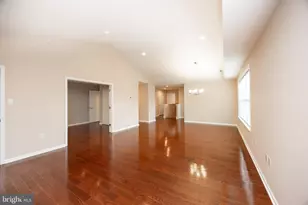 141 Stewarts Ct, Phoenixville, PA 19460 - Photo 4
