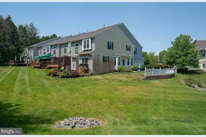 3301 Maplevale Circle, Newtown Square, PA 19073 - Photo 4