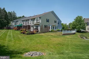 3301 Maplevale Cir, Newtown Square, PA 19073 - Photo 4
