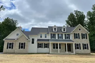 101 Burnt Mill Cir, Chadds Ford, PA 19317 - Photo 2