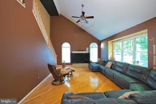 106 Bassatt Dr, Downingtown, PA 19335 - Photo 8