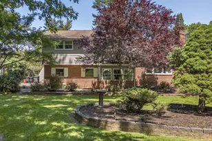 1253 Surrey Rd, West Chester, PA 19382 - Photo 2