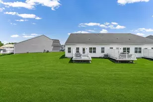 1623 Hydrangea Wy, Downingtown, PA 19335 - Photo 2