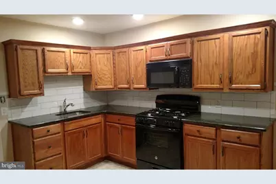 28 N 5th Avenue, Coatesville, PA 19320 - Photo 4