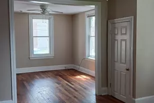 28 N 5th Ave, Coatesville, PA 19320 - Photo 4