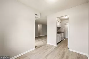 2410 Pond View Dr, West Chester, PA 19382 - Photo 10