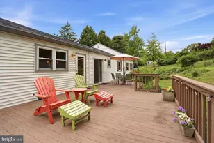 25 Carol Ln, Malvern, PA 19355 - Photo 32