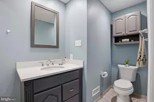 25 Carol Ln, Malvern, PA 19355 - Photo 18