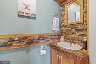 1207 Charlestown Rd, Phoenixville, PA 19460 - Photo 6