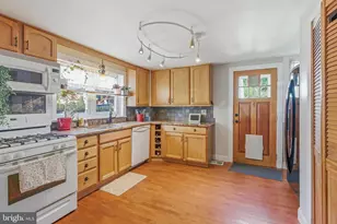 1207 Charlestown Rd, Phoenixville, PA 19460 - Photo 10