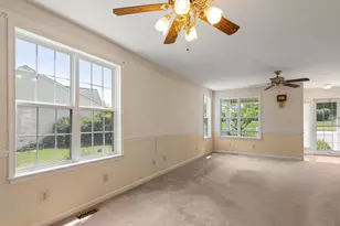 309 Deer Track Ct, West Grove, PA 19390 - Photo 12