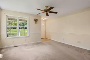309 Deer Track Ct, West Grove, PA 19390 - Photo 10