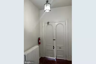 25 E Washington Street #1E, West Chester, PA 19380 - Photo 4